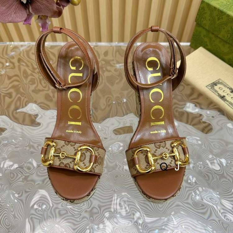 Picture of Gucci Shoes _SKUGuccisz35-4012CMJ02016856